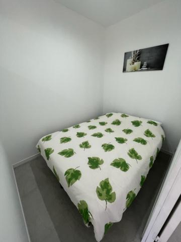 Appartement 30 M2, Piscine Et Parking Prive 摩昂萨图 外观 照片