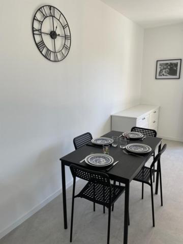 Appartement 30 M2, Piscine Et Parking Prive 摩昂萨图 外观 照片