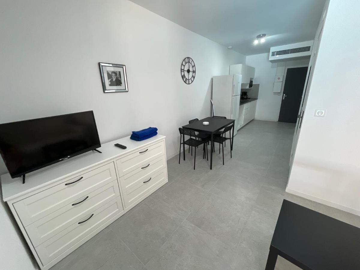 Appartement 30 M2, Piscine Et Parking Prive 摩昂萨图 外观 照片