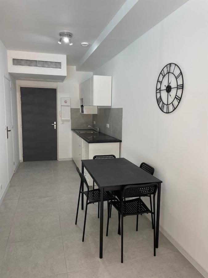 Appartement 30 M2, Piscine Et Parking Prive 摩昂萨图 外观 照片